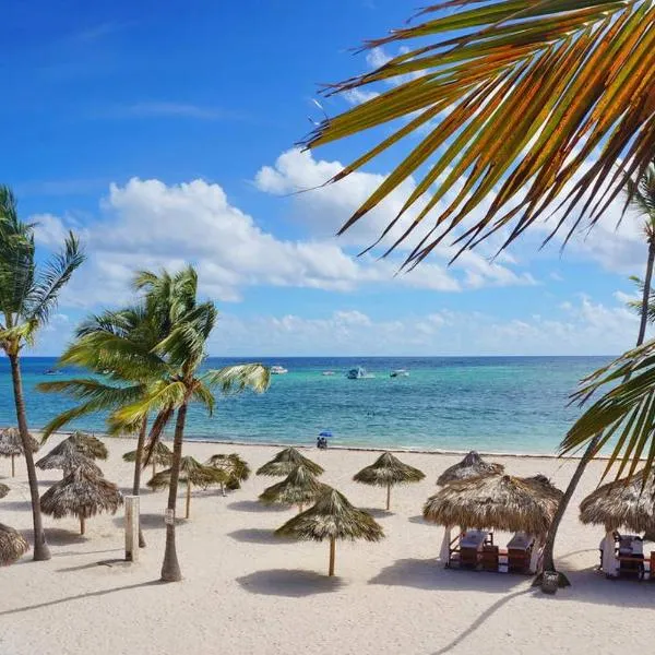 PLAYA Los Corales VILLAS and suites, BBQ POOL SPA, hotel sa Punta Cana