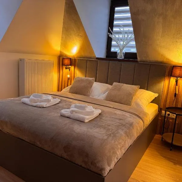 Apartmány Luna & Sol v centre Rajeckých Teplíc, hotel in Rajecké Teplice
