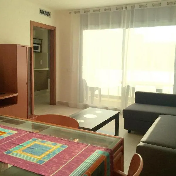 Viesnīca Apartment in Estartit with garden pilsētā Estartita