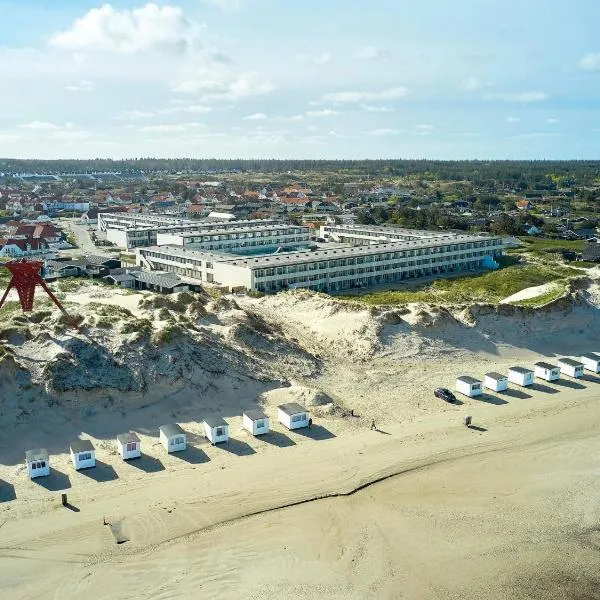 Apartment on a holiday park in Blokhus, hotel en Blokhus