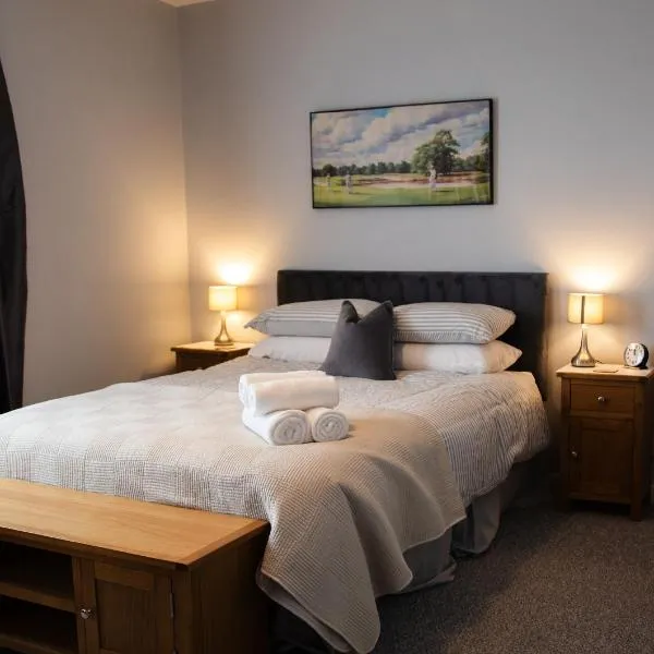2-Bedroom Flat South Ayrshire, hotel din Troon