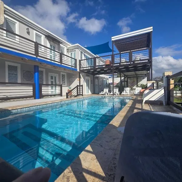 2 PALMAS STR, מלון באגוואדייה