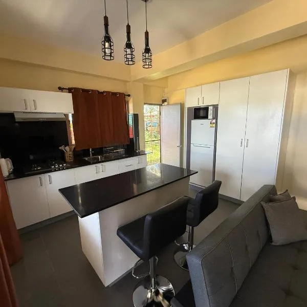 Athaliah Stays, Hotel in Suva