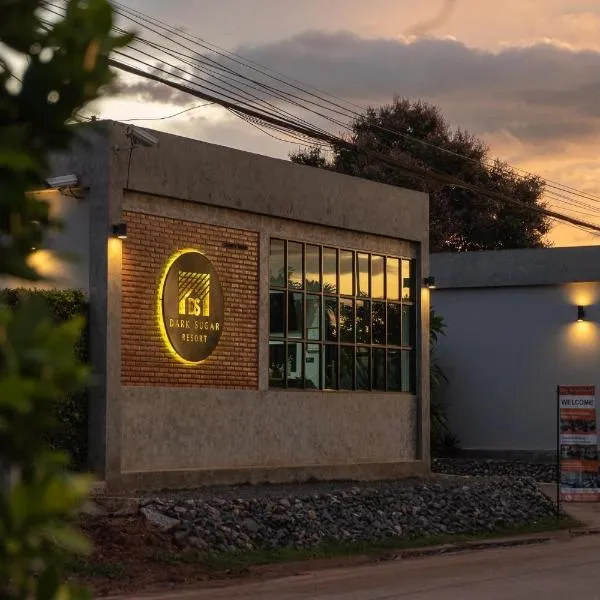 Dark Sugar Resort, hotel a Ban Bo Thong