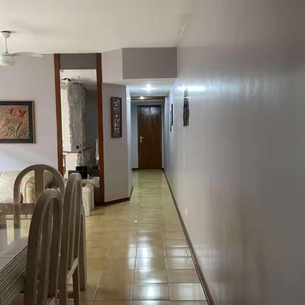 Ap 3 dorms, 5 min da praia da Enseada