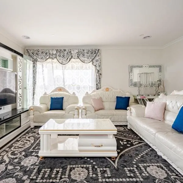 Neat and tidy house, hotel di Cranbourne