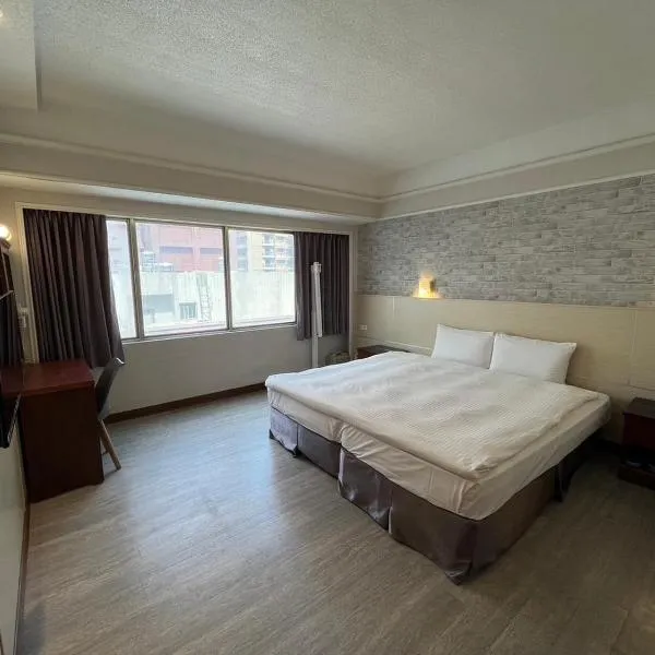 Long Siang Hotel, hotel di Kaohsiung