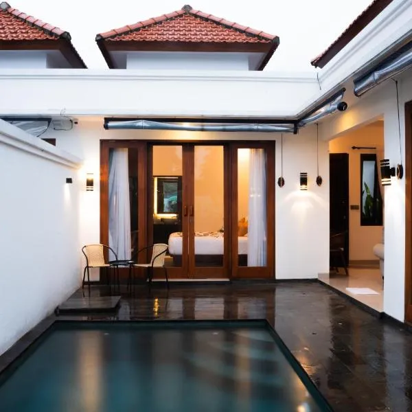 The Tjindra Mata 2 Bedroom Private Pool Villa Ubud, hotel di Gianyar