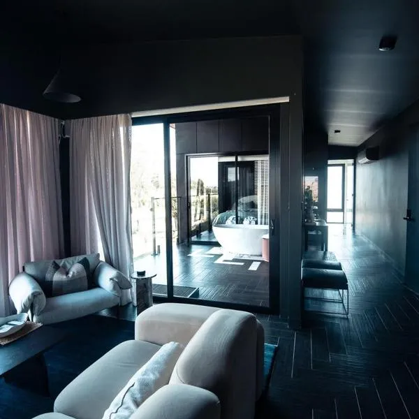 Wherewithal Luxury Suites, hotel in Carlton