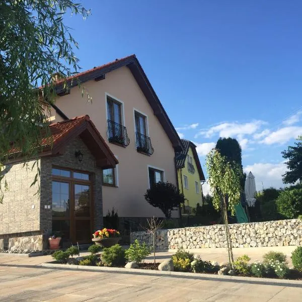 Penzion Werbew, hotel di Vrbov