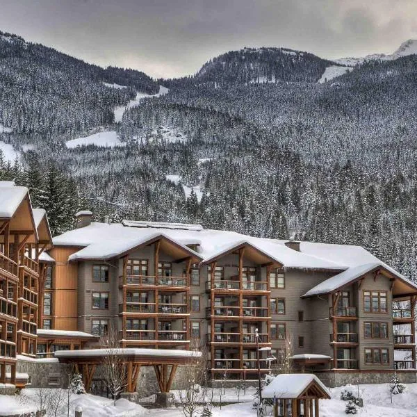 Lodging Ovations, hotell i Whistler