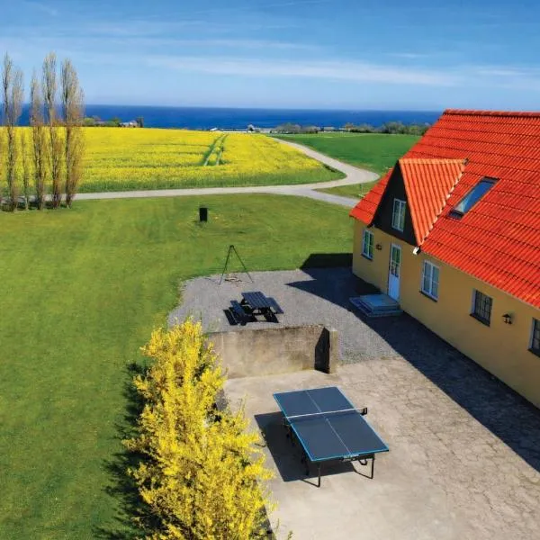 Exclusive Sea View Villa - Spacious Garden and Top Rated Stay, hotel u gradu 'Gudhjem'