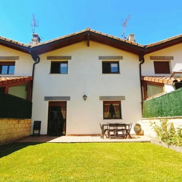 Juanikoenea, хотел в Лейца