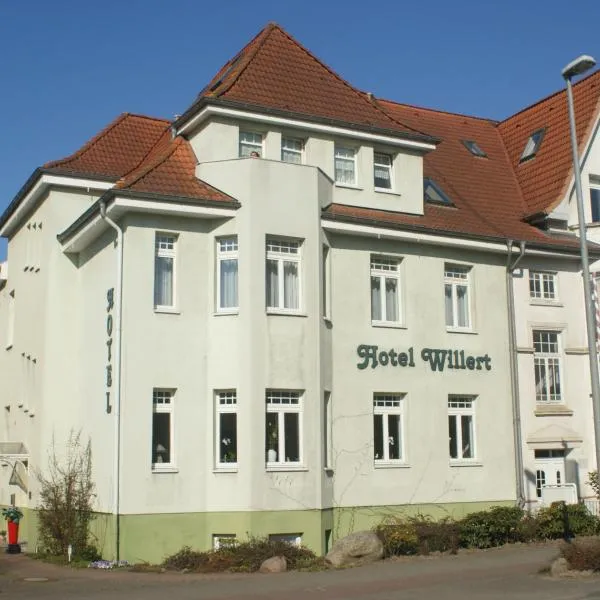 Hotel Willert, hotel di Moltow