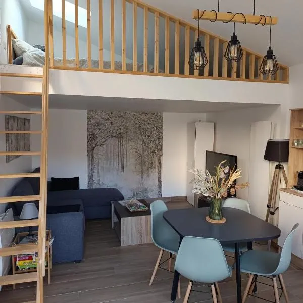 Saint-Marcel에 위치한 호텔 Maison Studio 4 personnes avec mezzanine