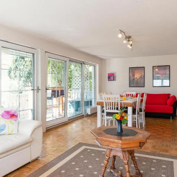 Gardenia-Altach, 2-4 P, Küche, Garten, Terrasse, Parkplatz, Wifi, Ski Stellplatz, hotel en Altach