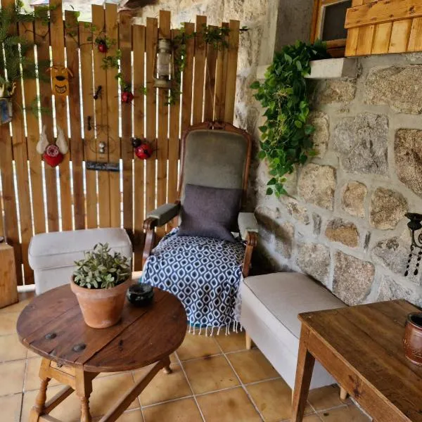 La maison des lucioles, ξενοδοχείο σε Saint-Julien-Boutières