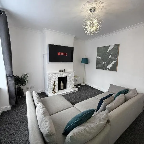 Tettenhall Village Terrace: Wolverhampton şehrinde bir otel