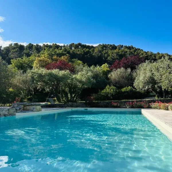 Auberge d'Anais, хотел в Entrechaux