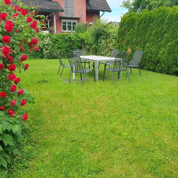 Helene Hohenems, 4-12 P, Haus, 4 Schlafzimmer, Küche, Parkplatz, Garten, Wifi, готель у місті Гоенемс