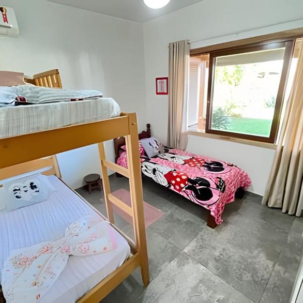 Casa Completa • Praia e Centro a Pé - Foto 2