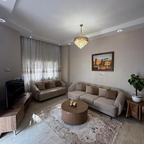 Dar Lina: Tuzer şehrinde bir otel