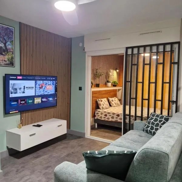 L'écrin des hauts โรงแรมในแซงต์-เดอนี