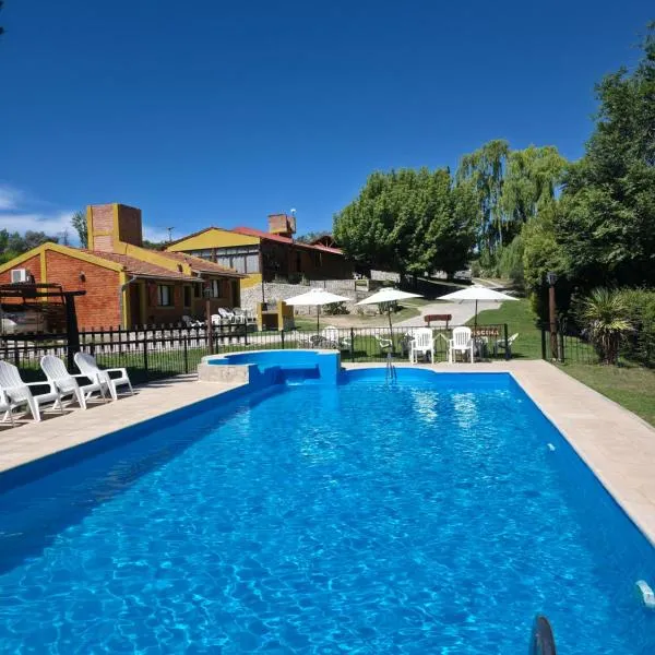COMPLEJO DEL MIRADOR con piscina climatizada de octubre a abril, hotell i Potrero de los Funes