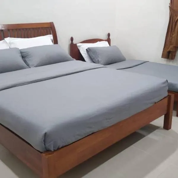 Peaceful 3 bedroom homestay, hotel in Mersing