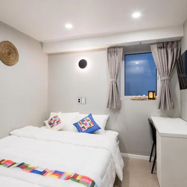 Viesnīca Hostel Mega Daechi Seulā