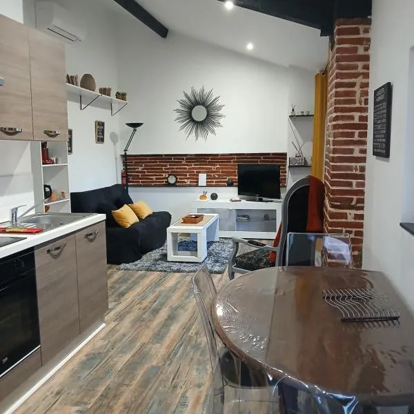 Gite de PHAM, hotel a Belberaud