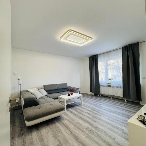 Helle Erdgeschosswohnung in Hamm für bis zu 4 Personen, hotel em Hamm