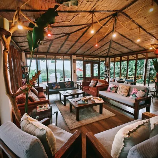 The River House, khách sạn ở Puerto Quito