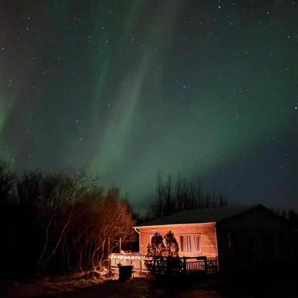Large cabin 4 rooms with Hekla volcano view, hôtel à Hella