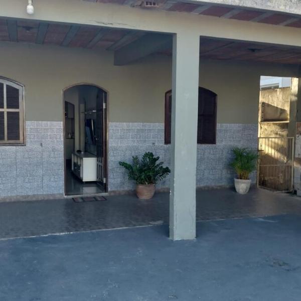 Casa com piscina churrasqueira Wi Fi 500m da praia do boi Arubinha