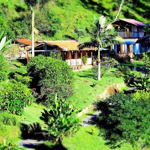 EcoLodge La Pluma, hotel en Salento