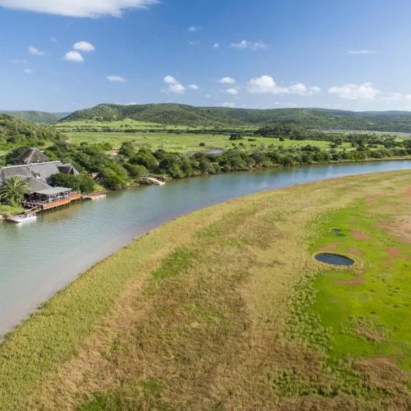 Kariega Game Reserve River Lodge, hotel in Cannon Rocks