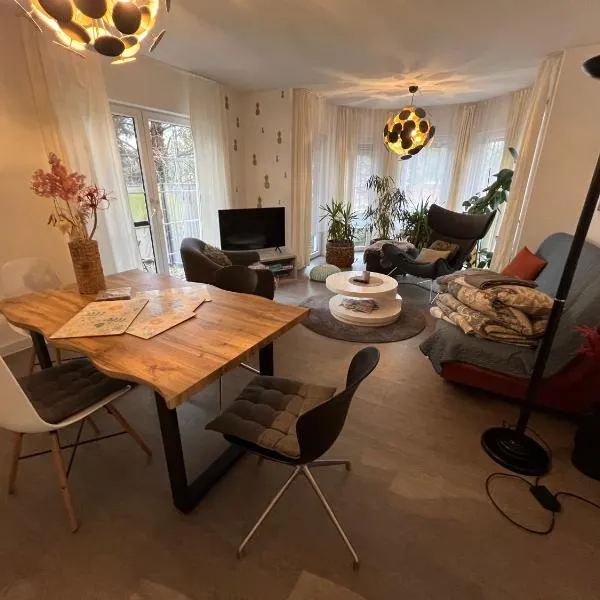 Pool & Lake Holiday Home, hotel em Markkleeberg