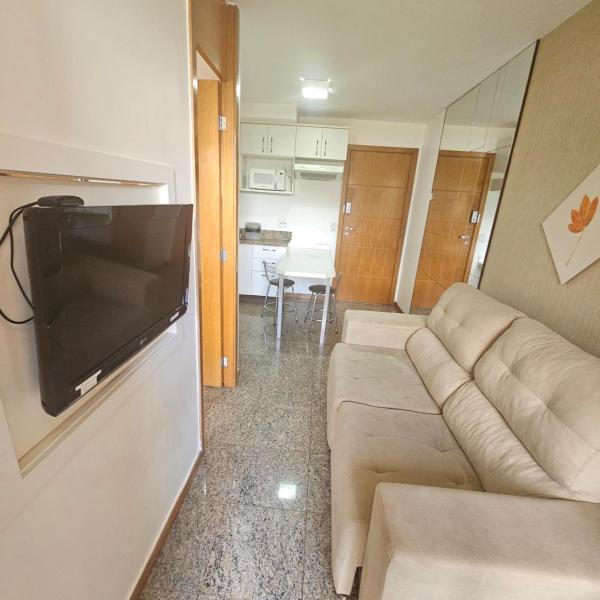 LIFE RESORT, A BEIRA DO LAGO PARANOÁ, CONDOMÍNIO COMPLETO, RESTAURANTE, LAVANDERIA, ACADEMIA, ACESSO AO LAGO, APTO COM WI-FI, SMART TV, AR CONDICONADO, GELADEIRA By REI DOS FLATS - Foto 2