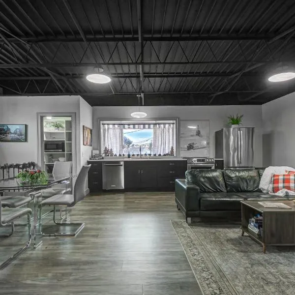 Viesnīca The 418. An 1866 Build with Modern Comforts pilsētā Fortveina