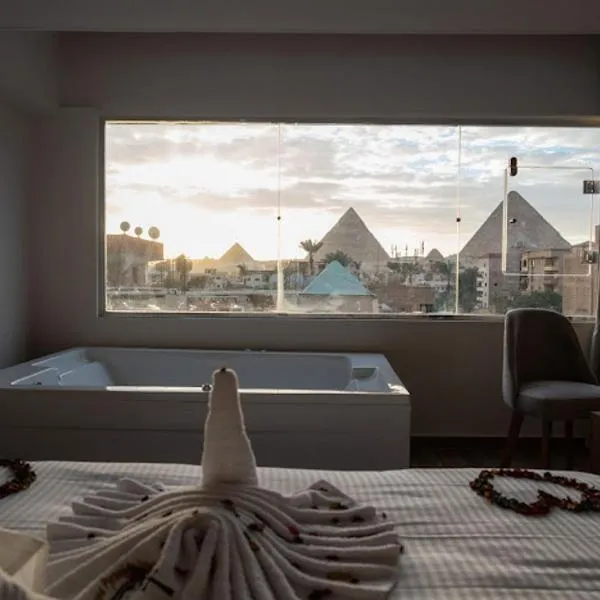 Tuya pyramids inn, hotelli Kairossa