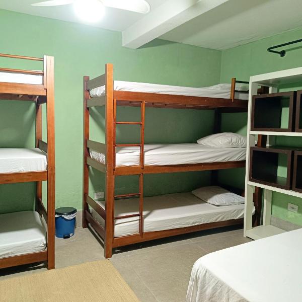 Da Vila, Casa 3 Quartos, com opção de dormitórios individuais, Quarto com 4 dormitórios femininos, 7 dormitórios masculinos e 1 dormitório casal, espaço familiar ou individual, Fontes do Ipiranga State Park, São Paulo Expo, Bienal, Pavilhão Ciccillo, Masp - Foto 2