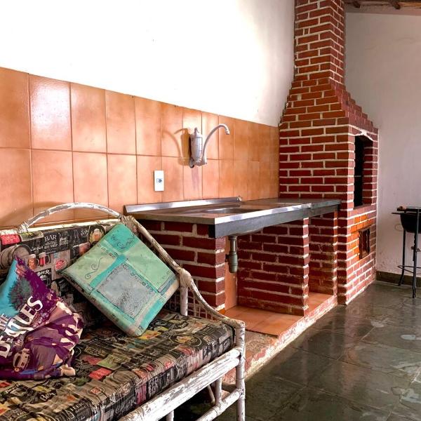 Casa para 8 Pessoas com Churrasqueira e Garagem
