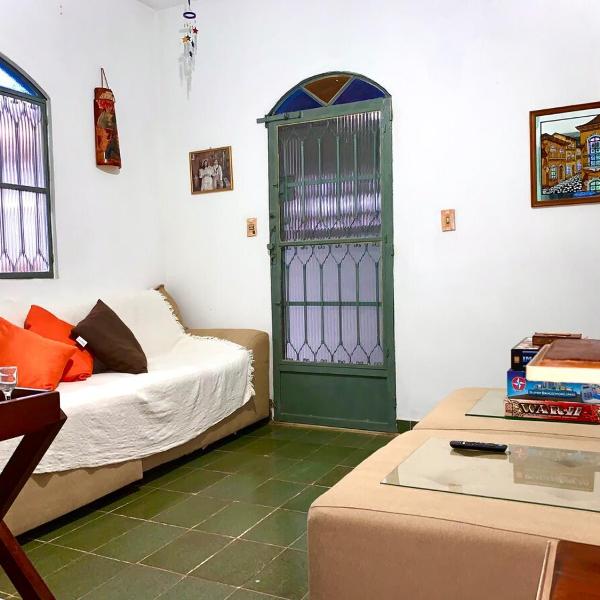 Casa para 8 Pessoas com Churrasqueira e Garagem - Foto 2