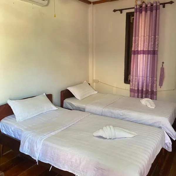 Phonyeng Guest house, hotel 