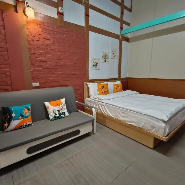 J ancient house, готель у місті Lucao