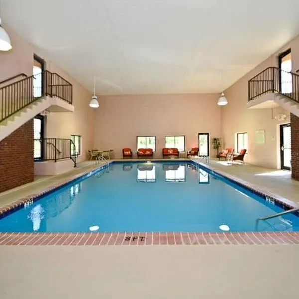 Manchester Heritage Inn & Suites, hotel in Manchester