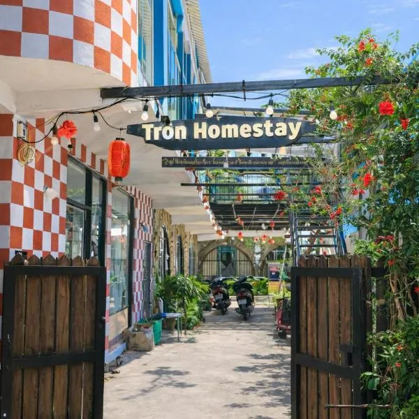 Tròn Homestay Vĩnh Hy – hotel w mieście Vinh Hy Bay