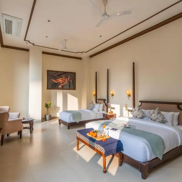 Luxuria Varanasi By Moustache, hotel sa Varanasi