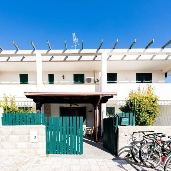 Villetta Della Luna - Torre Dell 'Orso: Torre dell'Orso'da bir otel